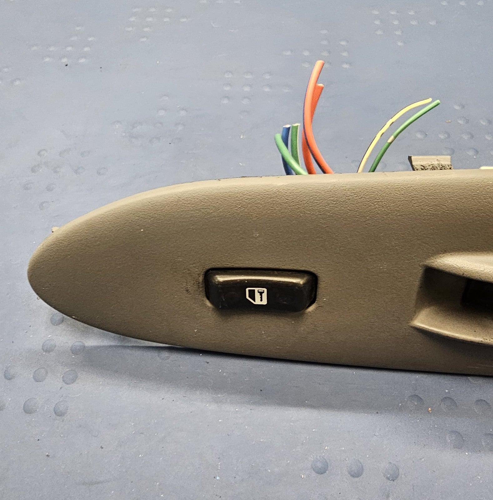 2008 TOYOTA CAMRY  Passenger Side Window Switch OEM Gray