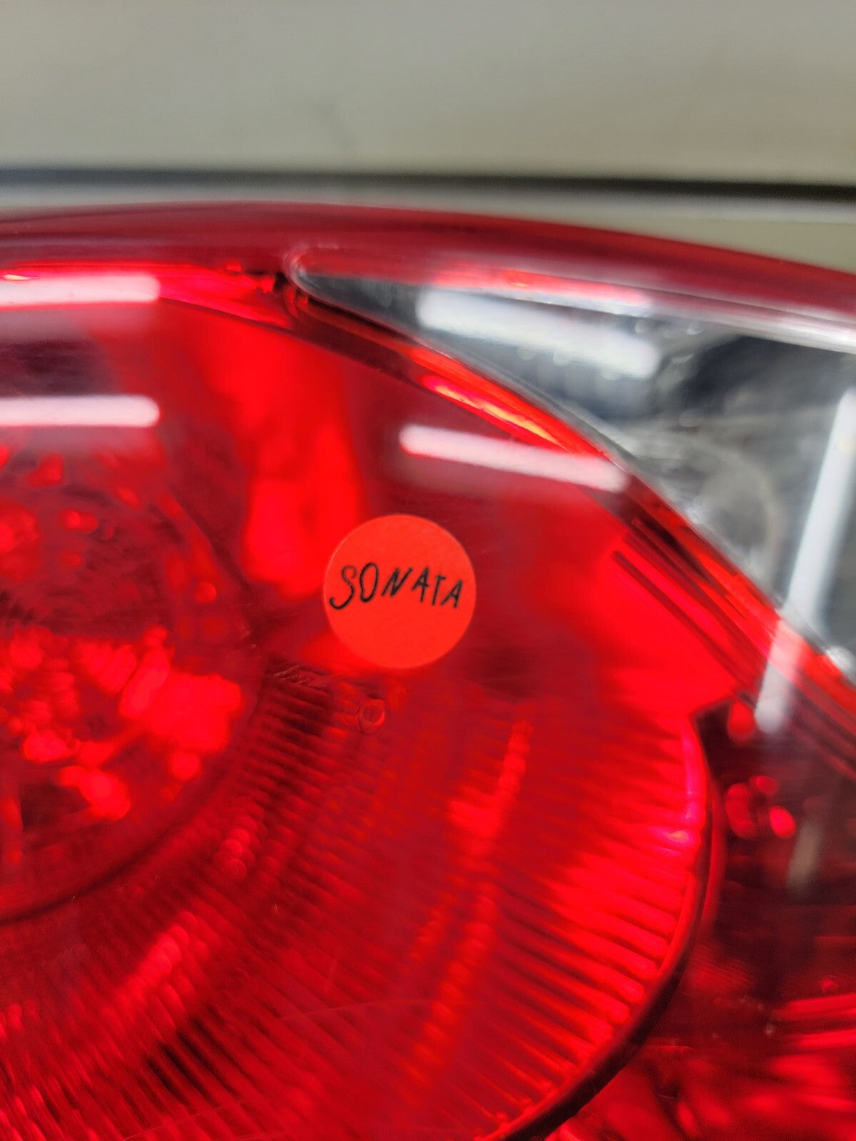 🔥2011-2014 Hyundai Sonata Tail Light Assembly Lamp Left Driver Chrome Outer