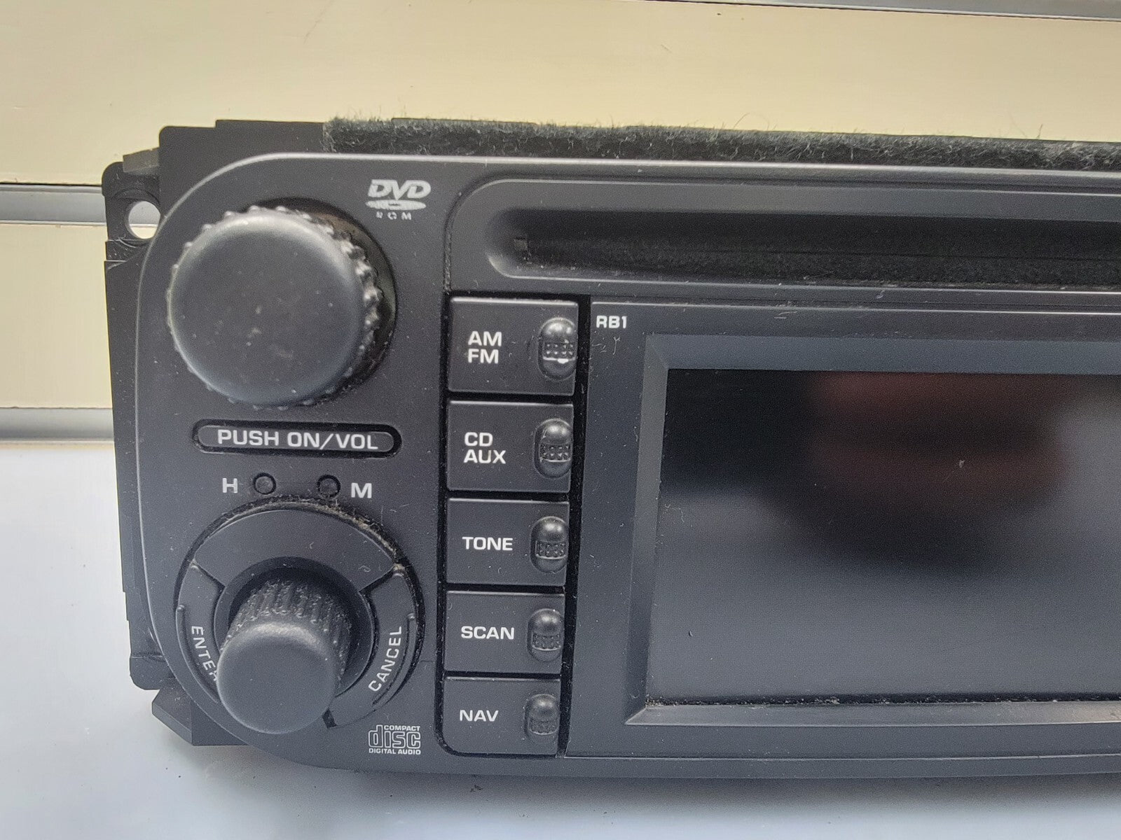 🔥2004-2007 Chrysler Jeep Dodge GPS Navigation RDS Radio CD Player RB1