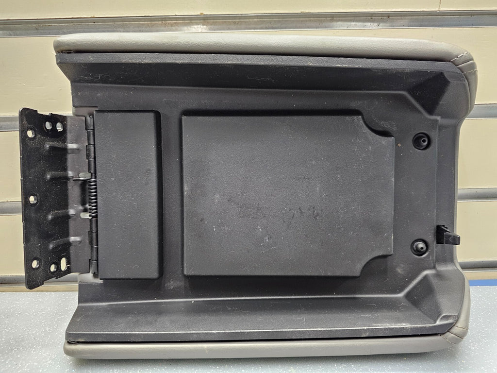 🔥07-17 TRAVERSE ACADIA Outlook Enclave Leather Armrest Center Console Lid BLACK