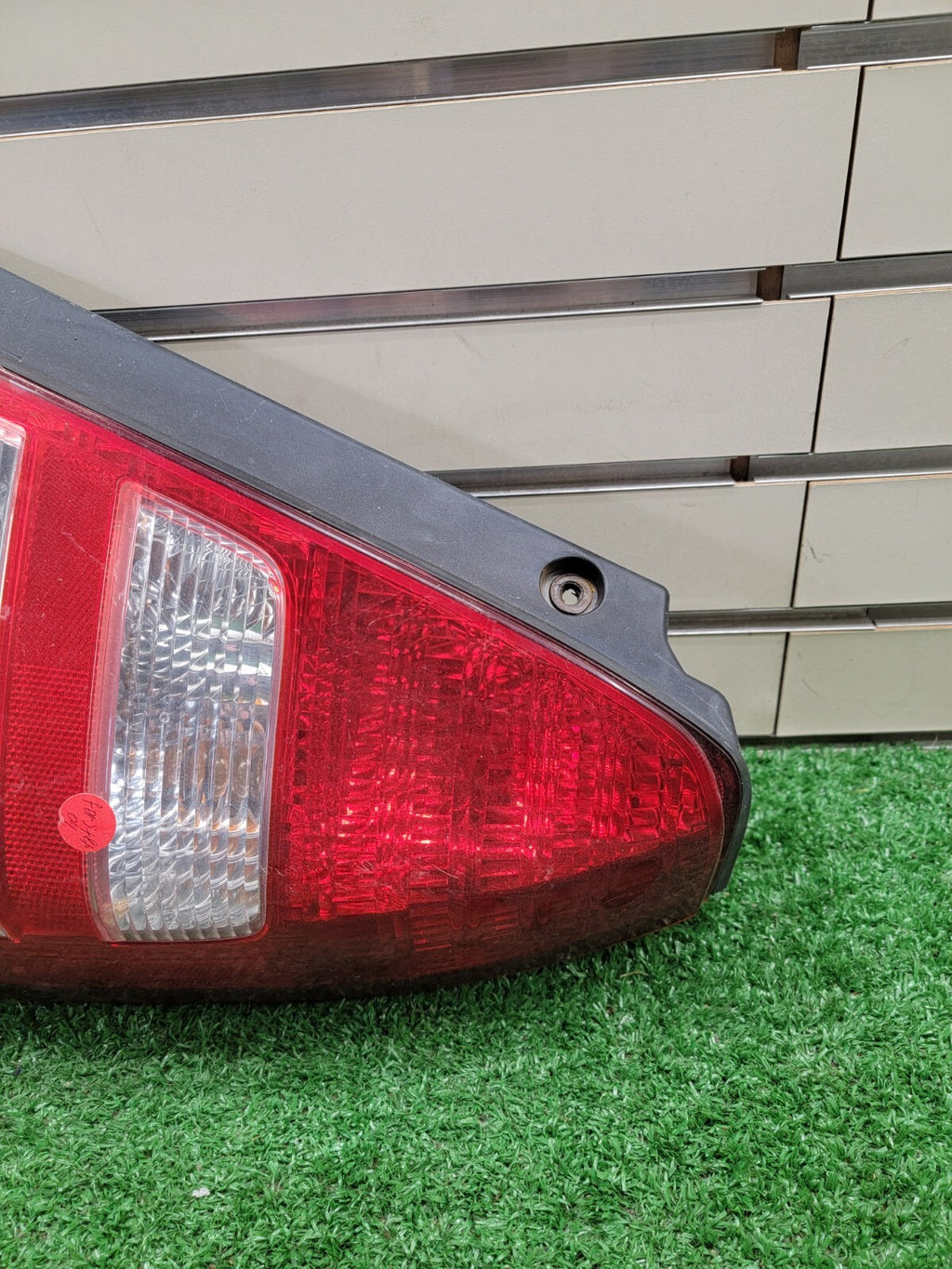 🔥2003-2005 Subaru Forester RIGHT PASSENGER X/XS LED Rear Tail Light Lamp Pair
