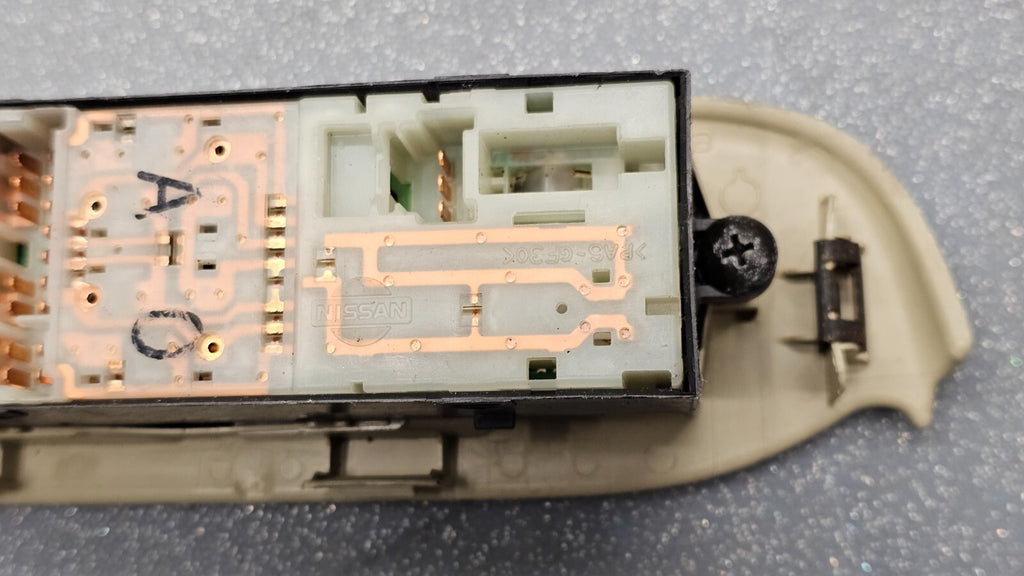 🔥05-07 Infiniti G35 Left Driver Master Door Power Window Switch Assembly Tan