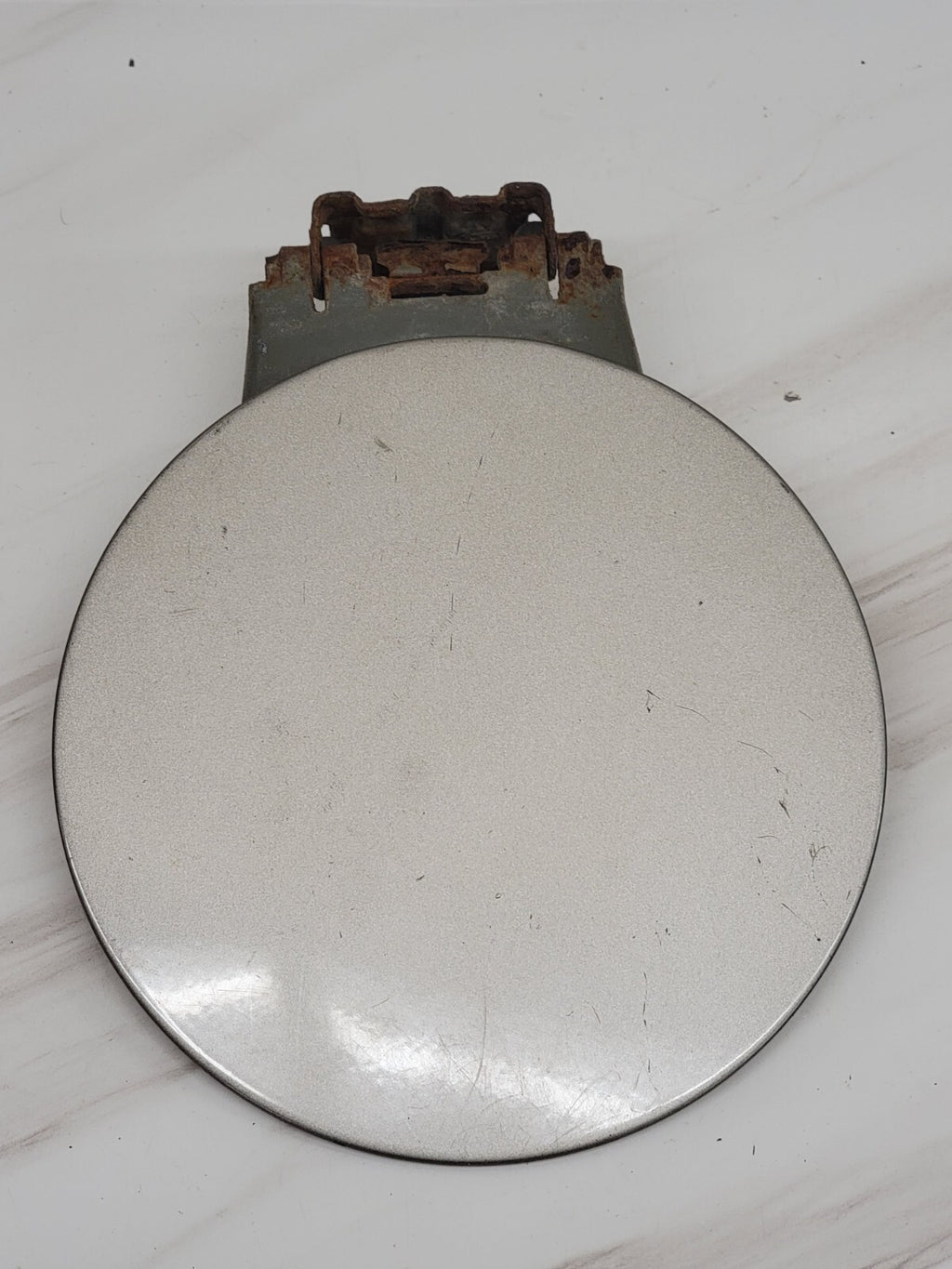 🔥98-06 Chevy Trailblazer GMC Envoy Gas Tank Fuel Filler Door Lid Hatch White