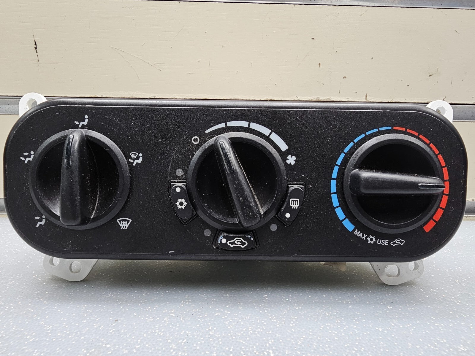 07-09 Patriot Compass Caliber Dash Heater Climate Temperatur Control Conditioner