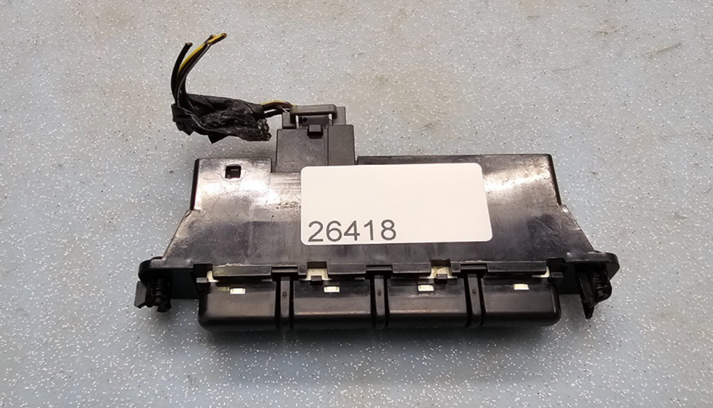 🔥2000-2002 Lincoln LS Switch Module Instrument Cluster BLACK