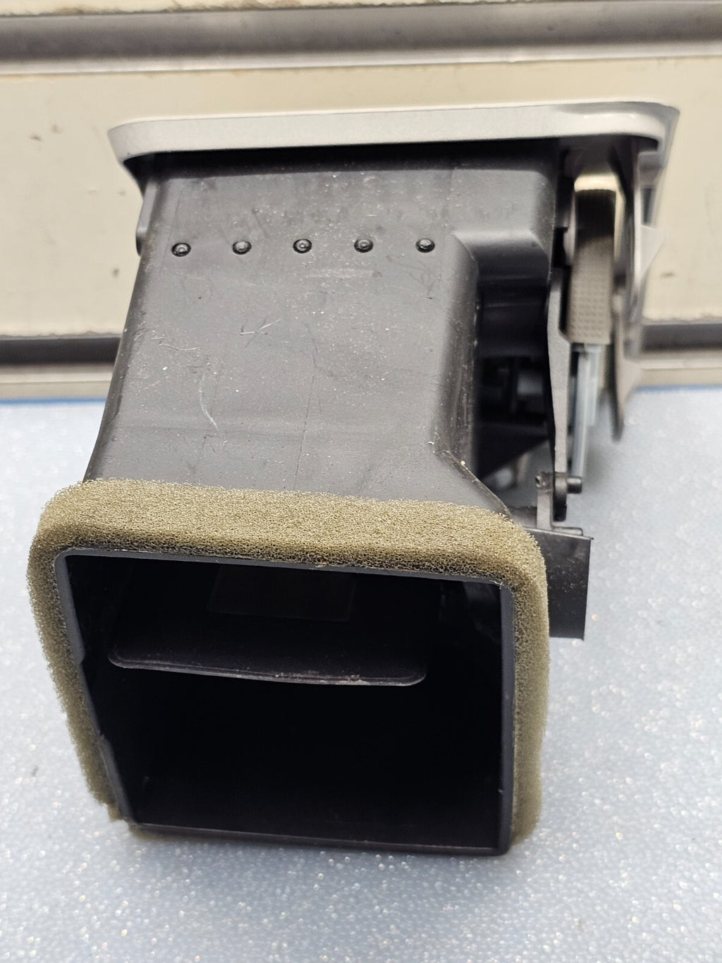 🔥06-11 Cadillac DTS Dash Right Passenger A/C Air Vent Heater Conditioning Tan