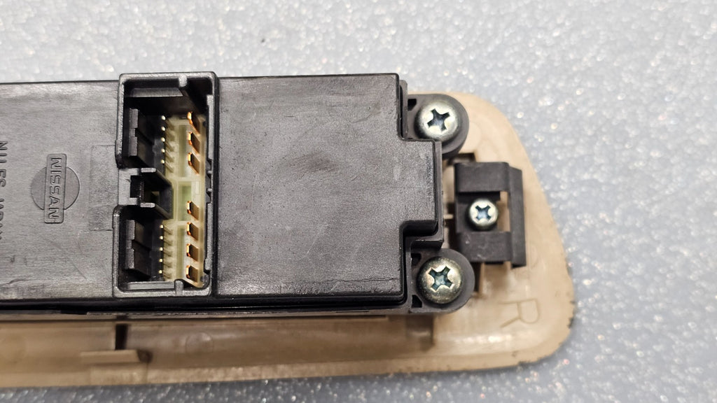 🔥95-99 Maxima Infiniti I30 Front Right Passenger Power Window Door Switch Tan