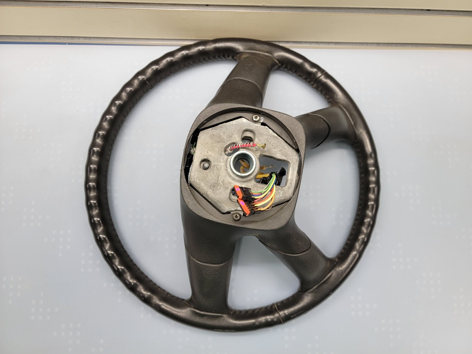 🔥03-06 SILVERADO SIERRA YUKON TAHOE SUBURBAN STEERING WHEEL LEATHER BLACK