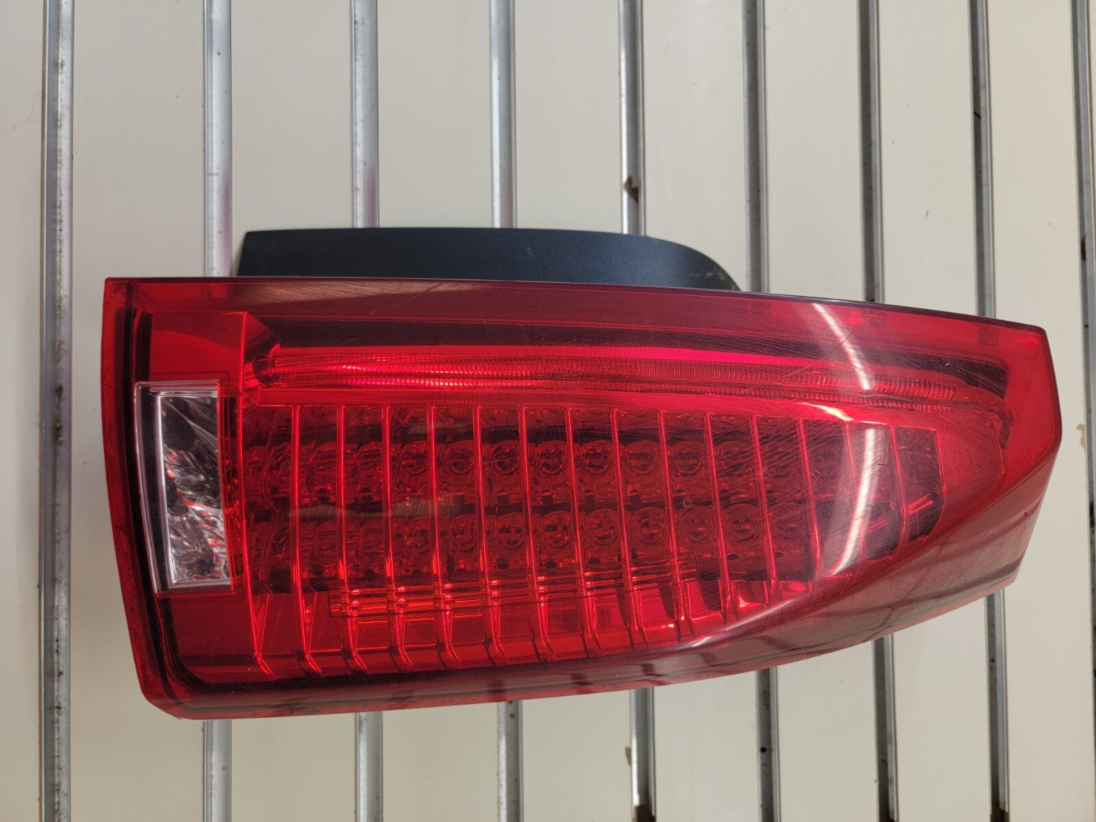 🔥2008-2013 Cadillac CTS Sedan Taillight Lamp Assembly Driver Side Left
