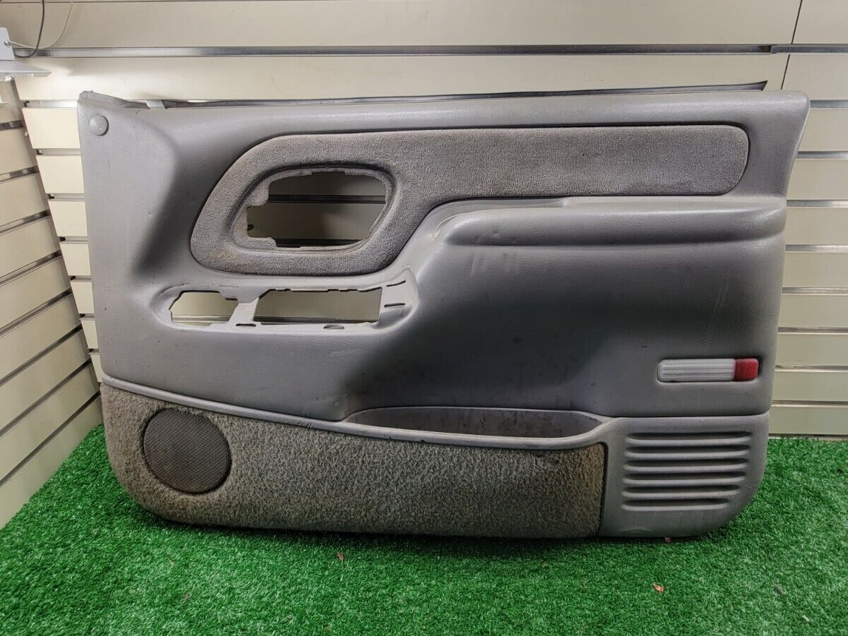 🔥95-99 Chevy GMC Silverado C/K DOOR PANEL Front Passenger Right Gray OEM D2