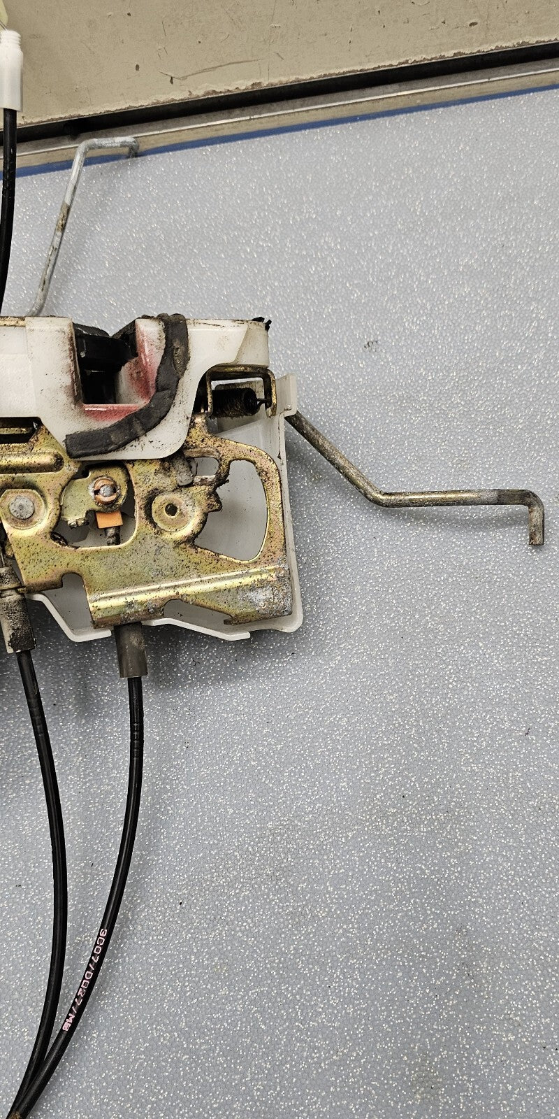 🔥2000-2005 Mitsubishi Eclipse Left Driver Door Lock Latch Actuator Assembly OEM