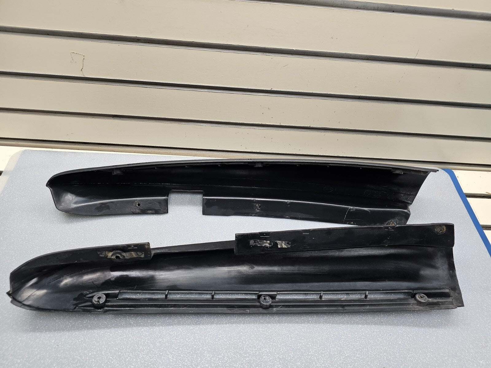 🔥95-99 Chevy GMC C/K Left Right Rear Exterior  D Pillar Barn Door Trim Molding