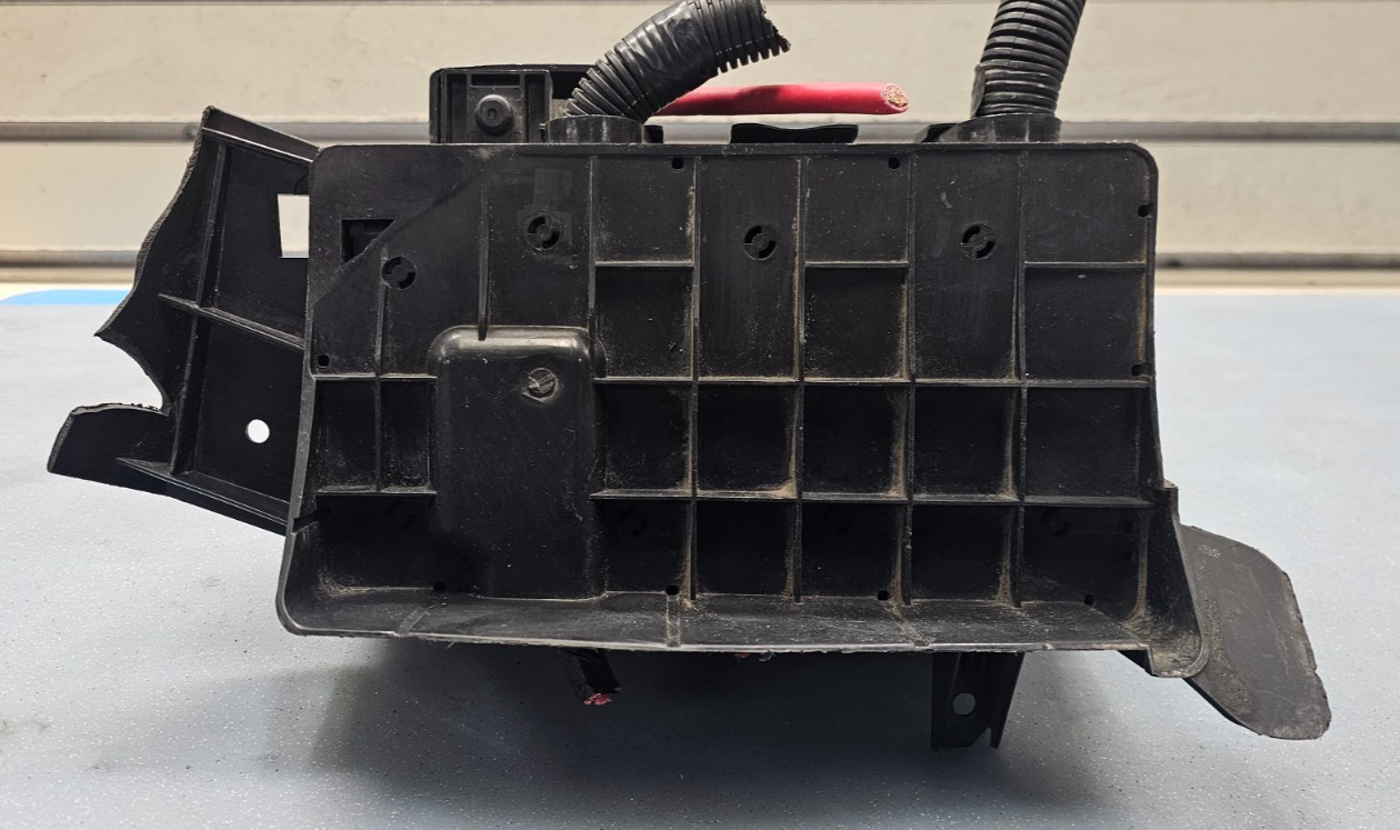 🔥2006-2008 PONTIAC GRAND PRIX ENGINE FUSE BOX MODULE JUNCTION TIPM OEM