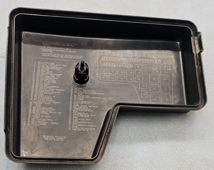 🔥02-05 Dodge Ram 1500 Relay Fuse Box Center Cover Lid Top TIPM Engine Bay