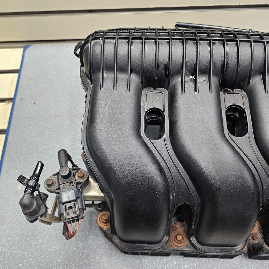 🔥05-07 Ford 500 Freestyle Upper Intake Manifold 3.0L Plenum OEM