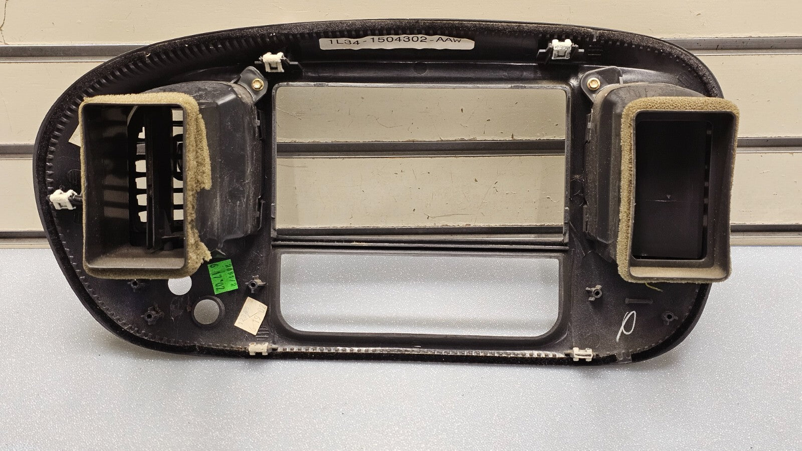 🔥97-03 Ford F150 Center Dash AM FM Radio Climate Trim Stereo BEZEL Panel DK Tan