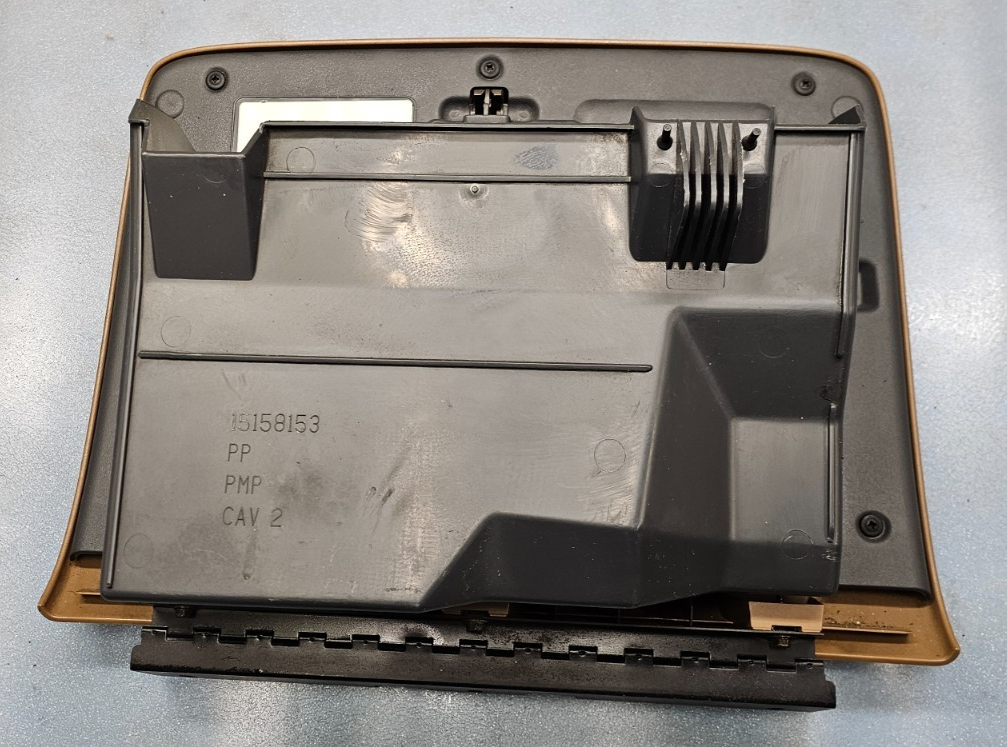 02-05 trailblazer Envoy Rainier Dash Glove Box Storage Compartment Assembly Tan