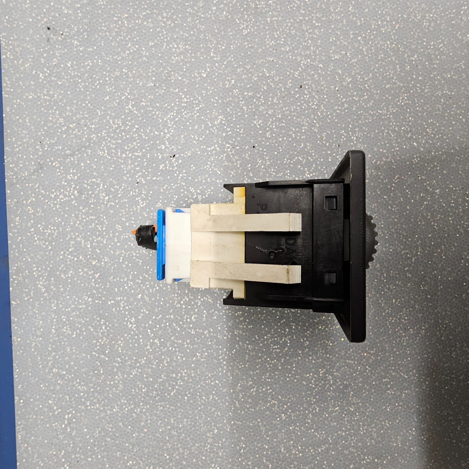 🔥96-05 Astro Safari Control Switch Intermittent SWITCHE REAR HEAT A/C SW13