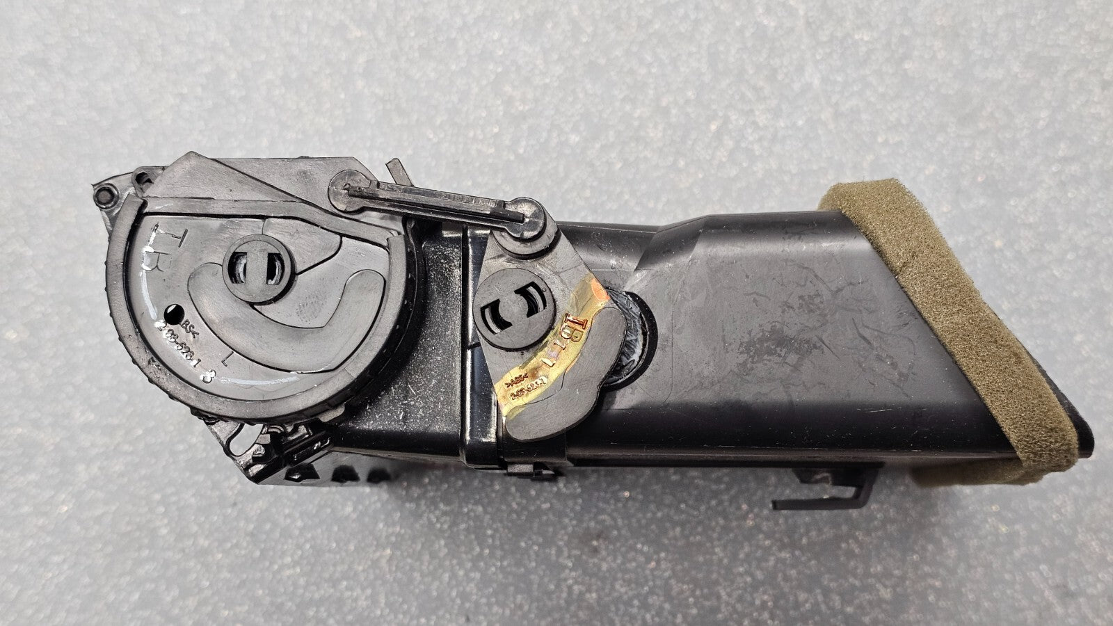 🔥 06-09 Ford Fusion Mercury Milan Dash Left Driver Air Vent A/C Heater Black