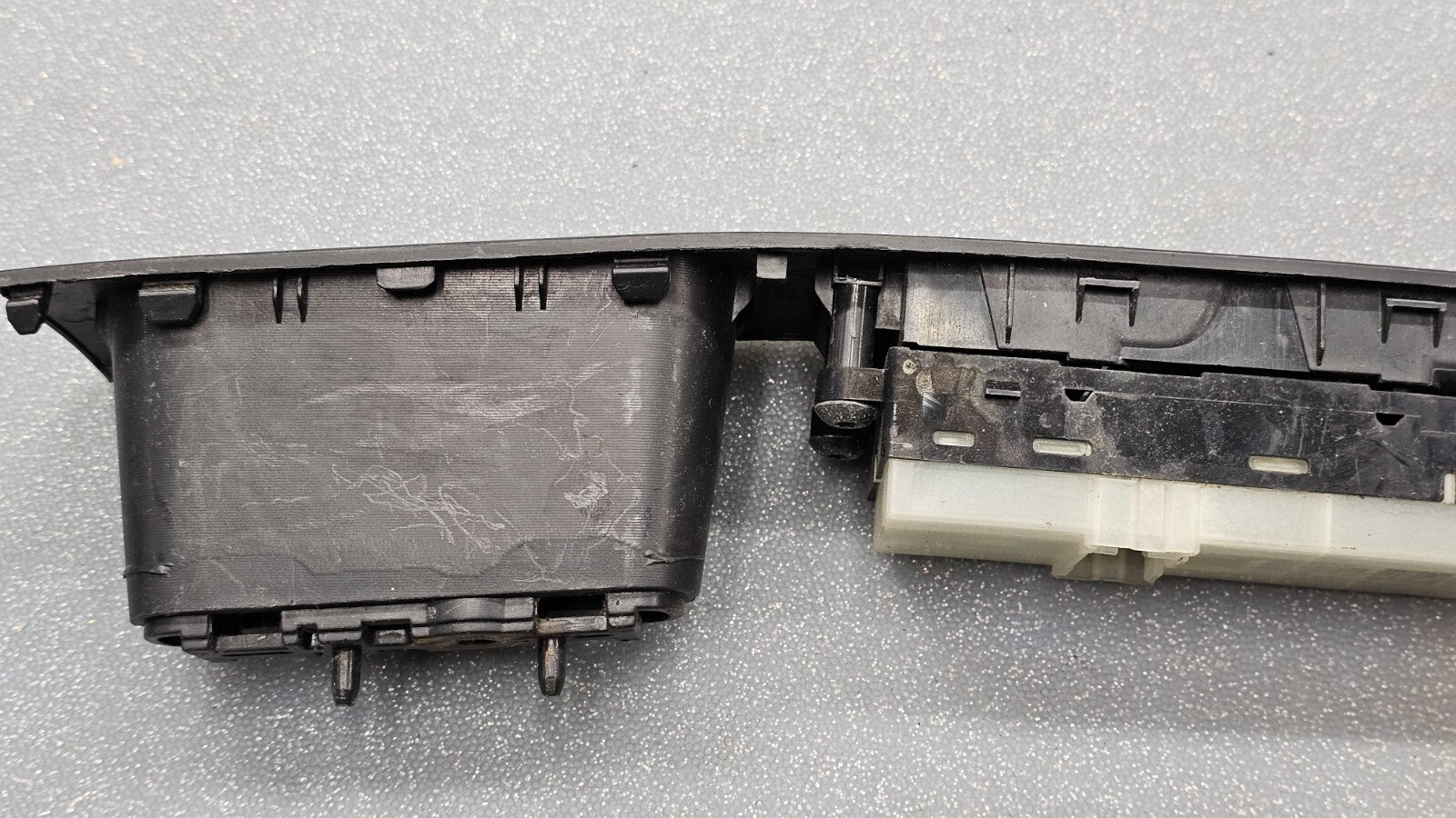 07-10 Nissan Sentra Front Left Driver Master Power Window Switch Assembly Black