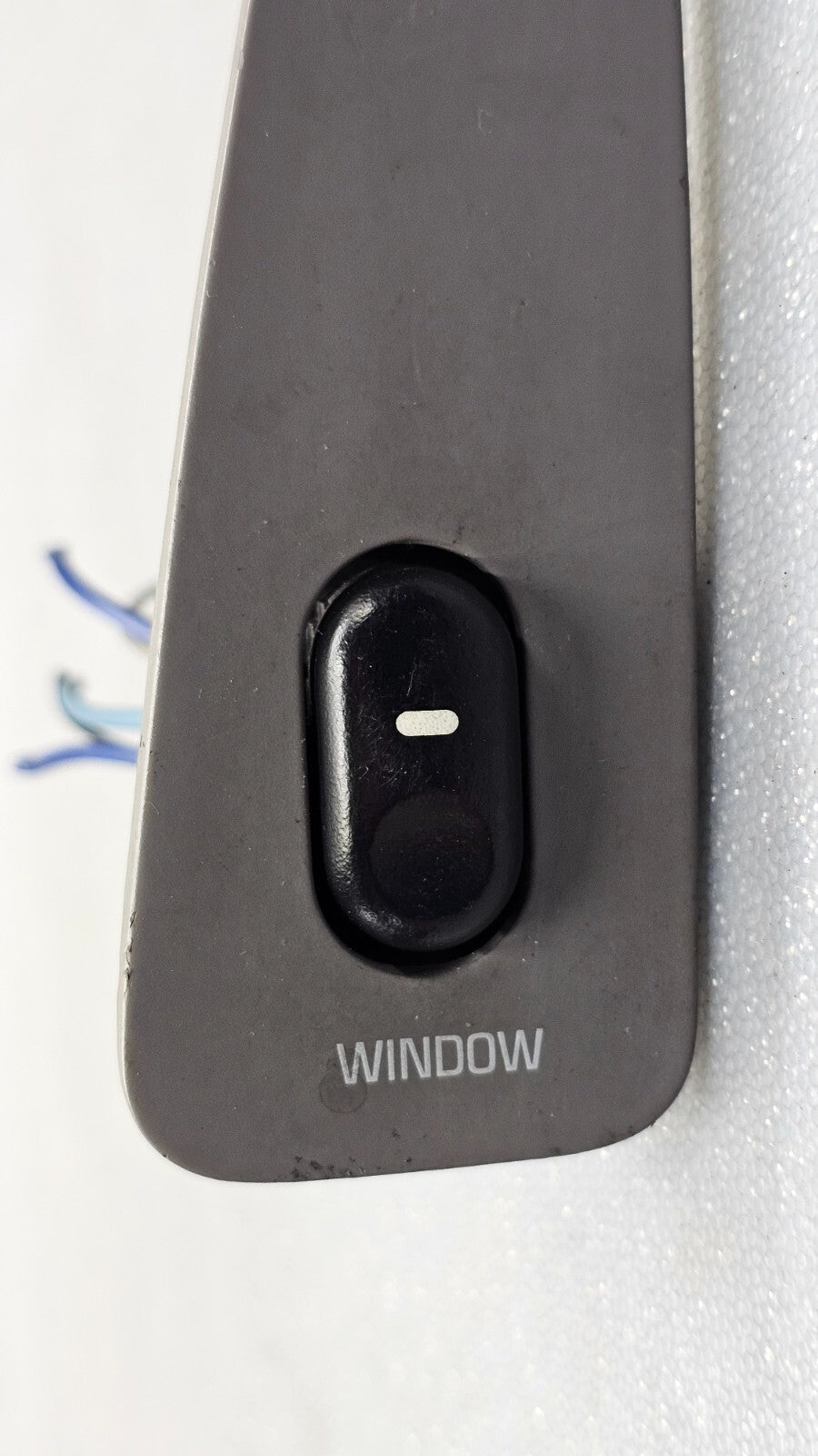 🔥97-05 Buick Regal Century Front Right Passenger Window Door Mirror Switch Gray
