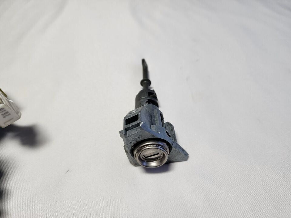 🔥11-16 HYUNDAI ELANTRA Ignition Switch Cylinder Steering Column W/KEY Door Lock