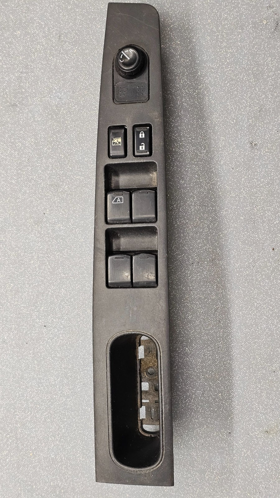 07-10 Nissan Sentra Front Left Driver Master Power Window Switch Assembly Black