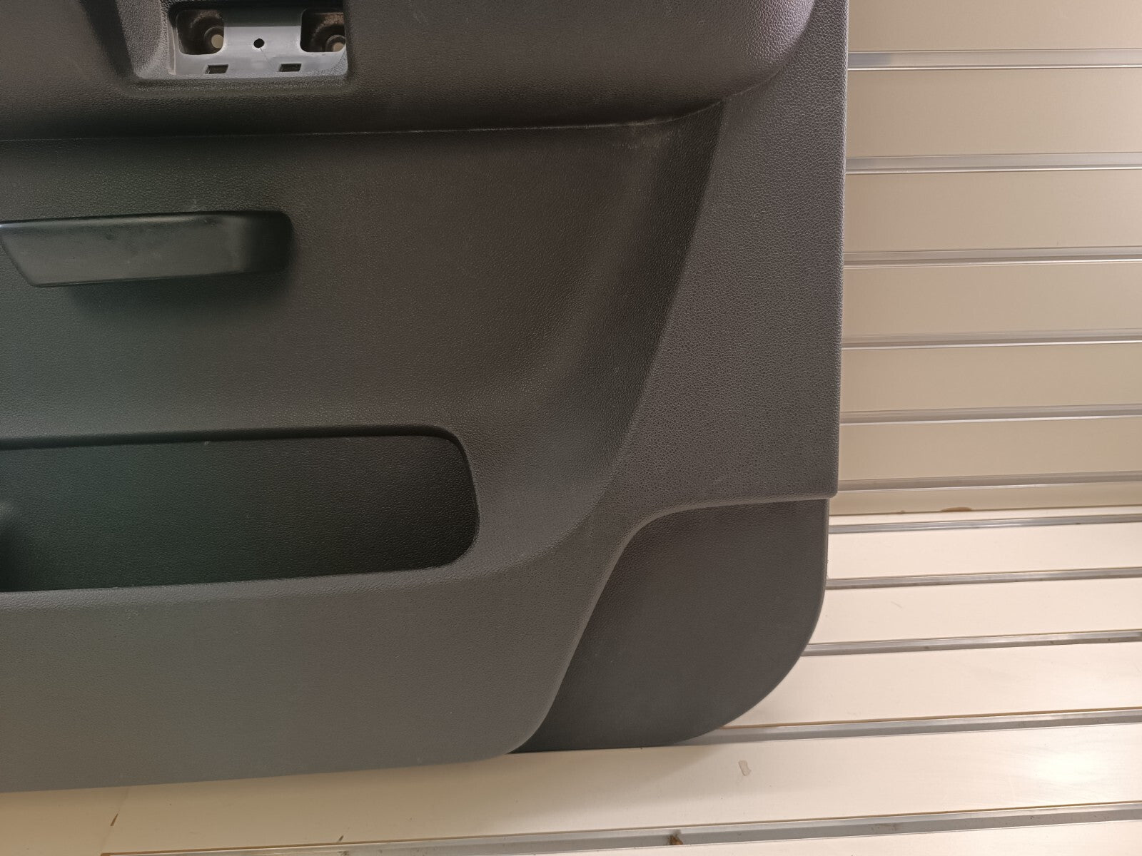 🔥07-09 Chevy Silverado Avalanche GMC Sierra Front Passenger Door Panel GRAY D19