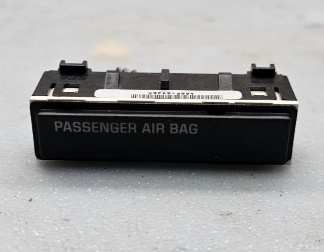 🔥05-24 GMC Acadia OEM passenger safety indicator switch Black OEM