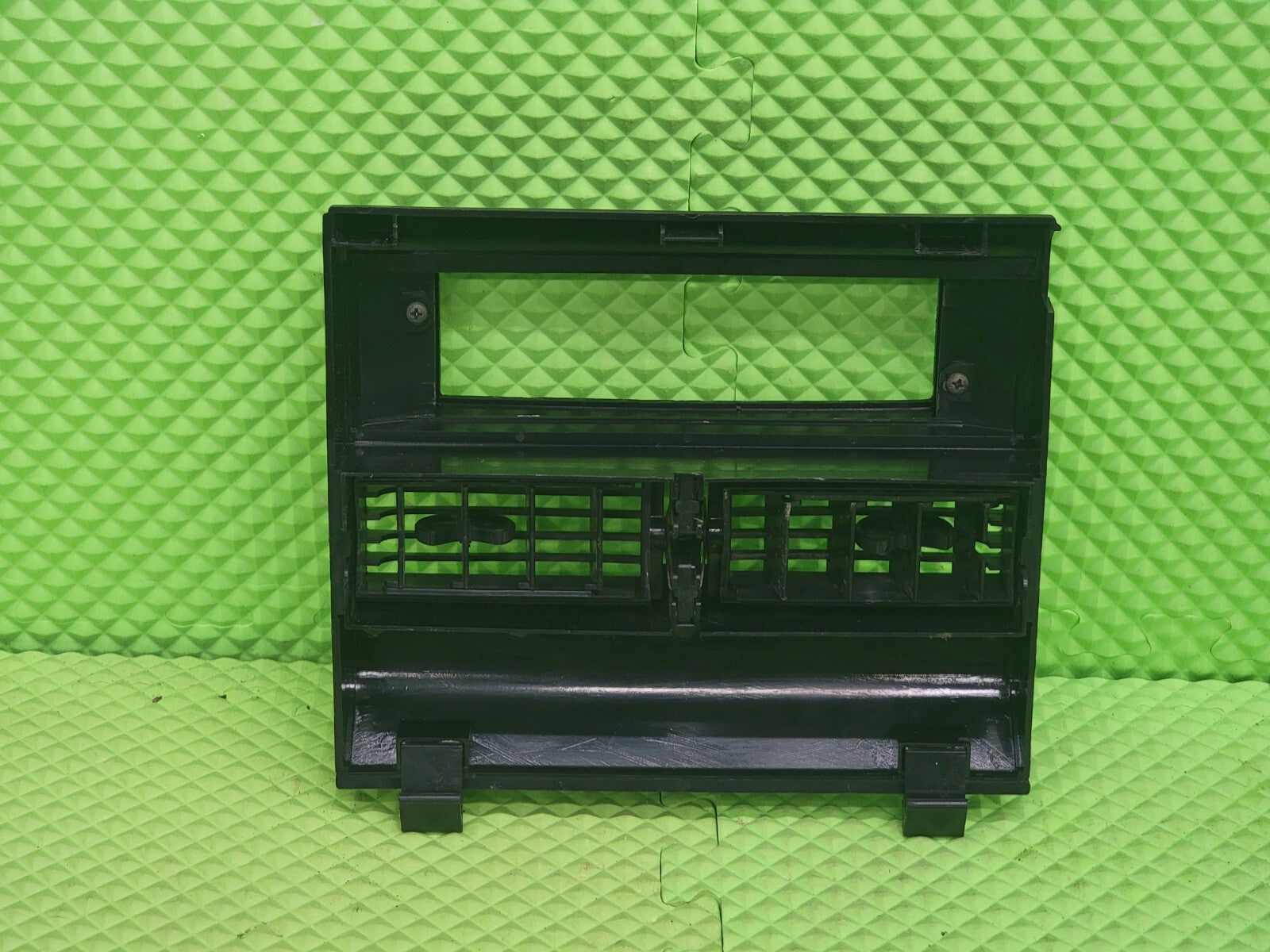🔥88-94 Chevy GMC Yukon C/K Blazer Dash Am FM Radio Strereo bezel Panel Black