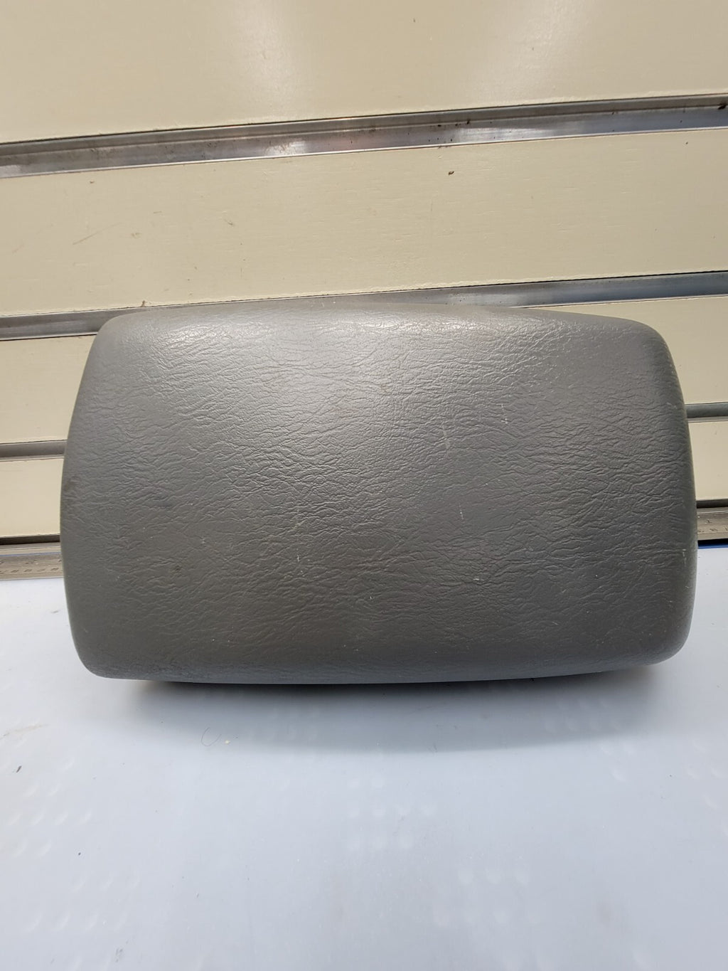 🔥2002-2007 Jeep Liberty Center Console Arm Rest Lid Black OEM