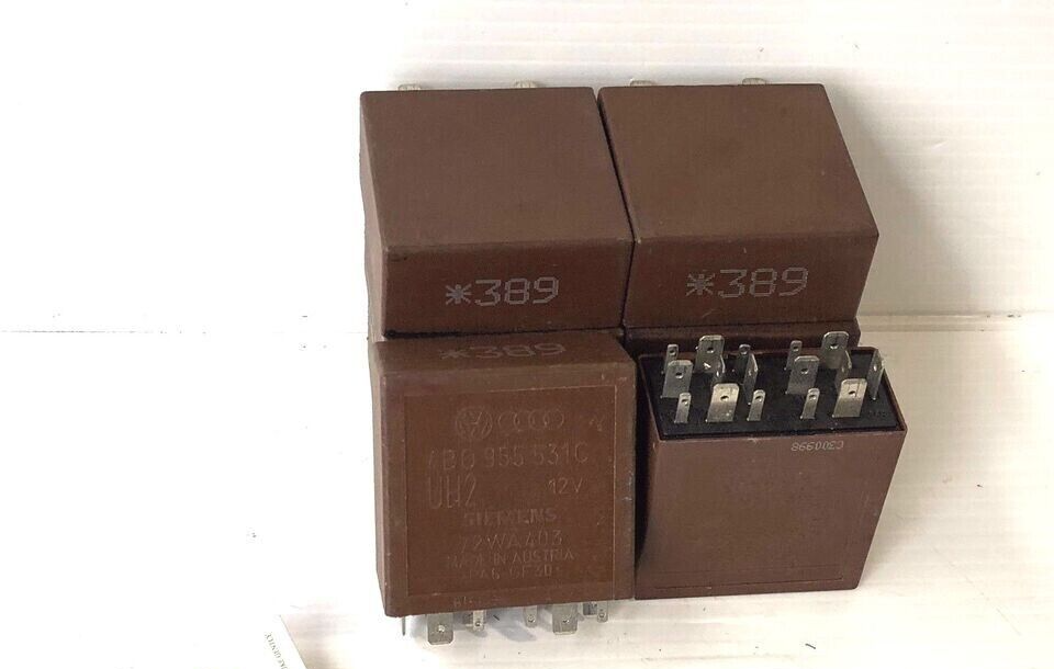 00-05 Volkswagen VW Jetta Golf Beetle Passat Windshield Wiper Relay Module OEM