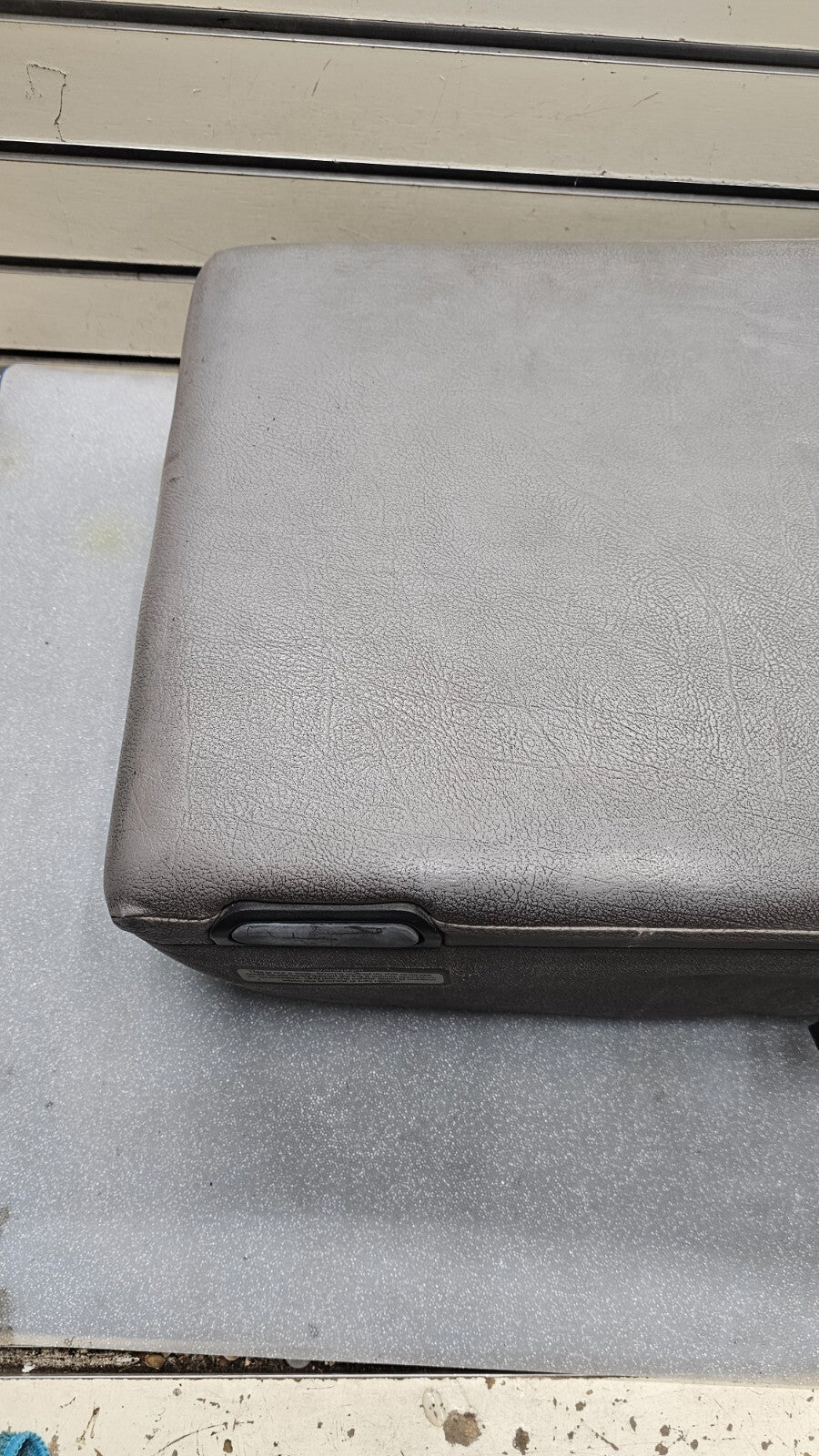 🔥94-01 RAM 1500 2500 3500 Front Center Console JUMP SEAT ARM REST Top Gray JS8