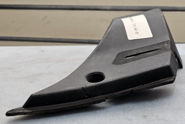 🔥07-14 SILVERADO RIGHT PASSENGER AIR INLET GRILLE COWL VENT CAP END COVER BLACK