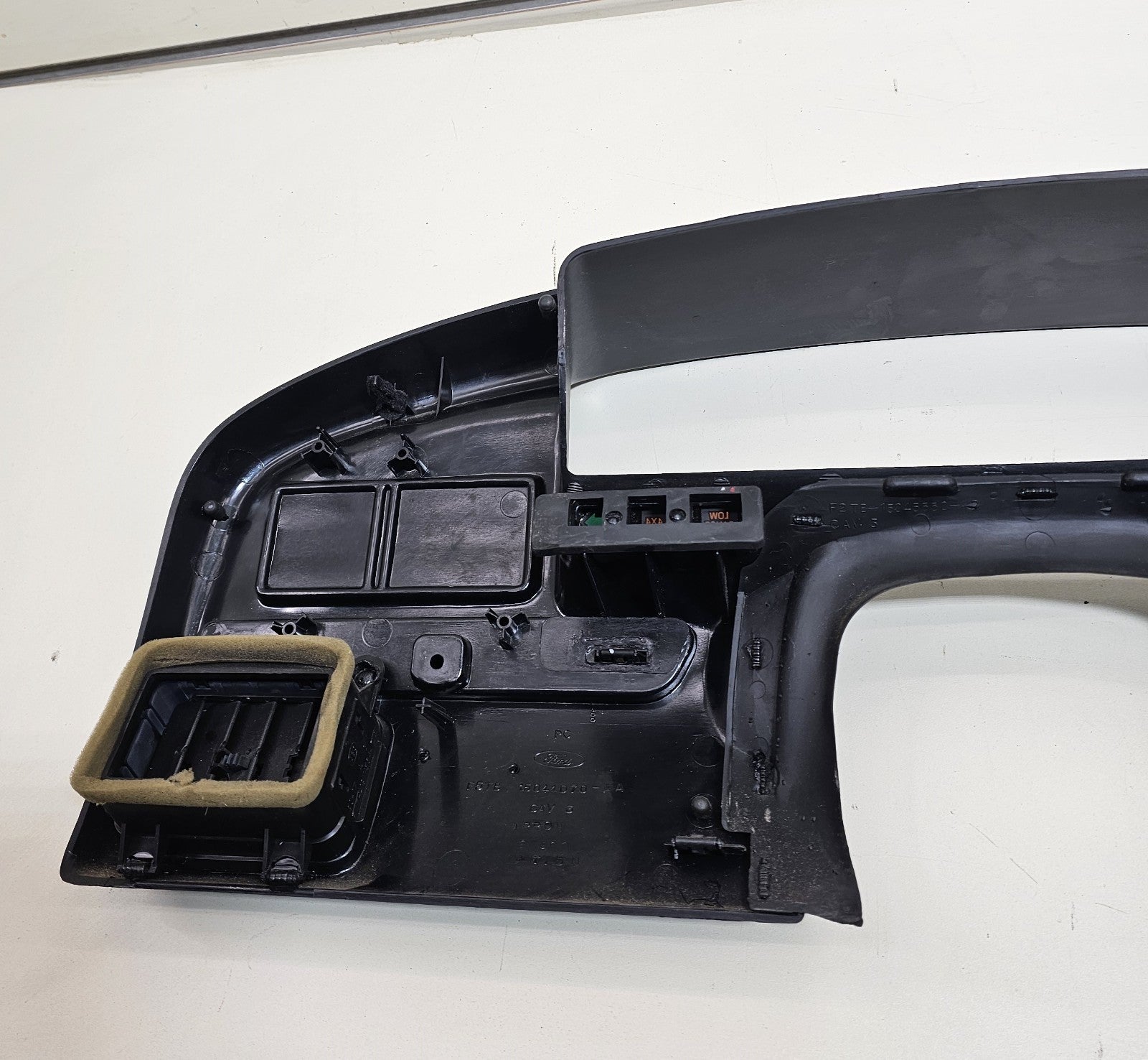 92-96 Ford F150 BRONCO Instrument Cluster Gauge Bezel Dash Trim Panel BLACK C12
