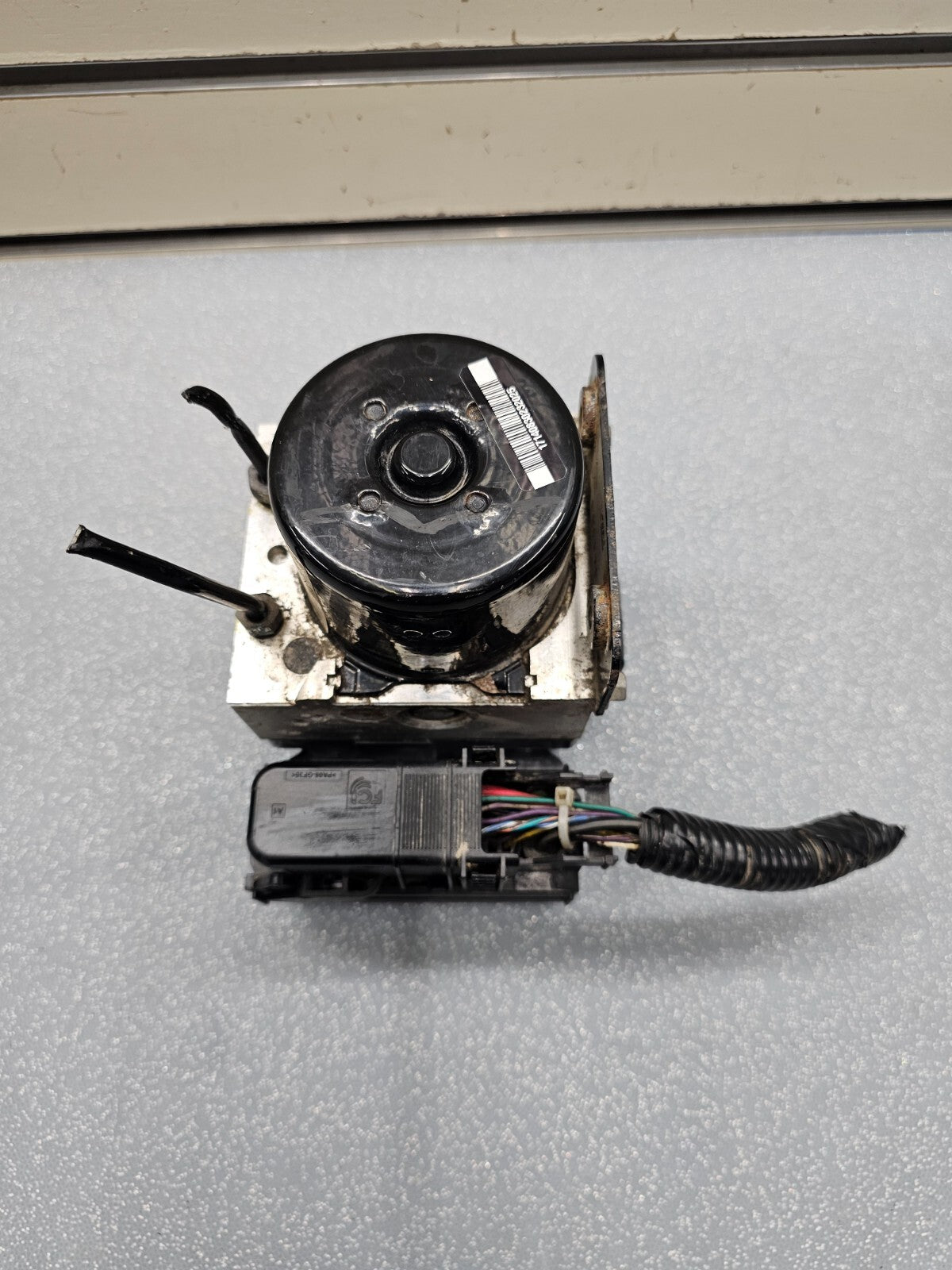 12-13 Ford Fiesta ABS Anti-Lock Brake Pump Motor Actuator Module Assembly OEM