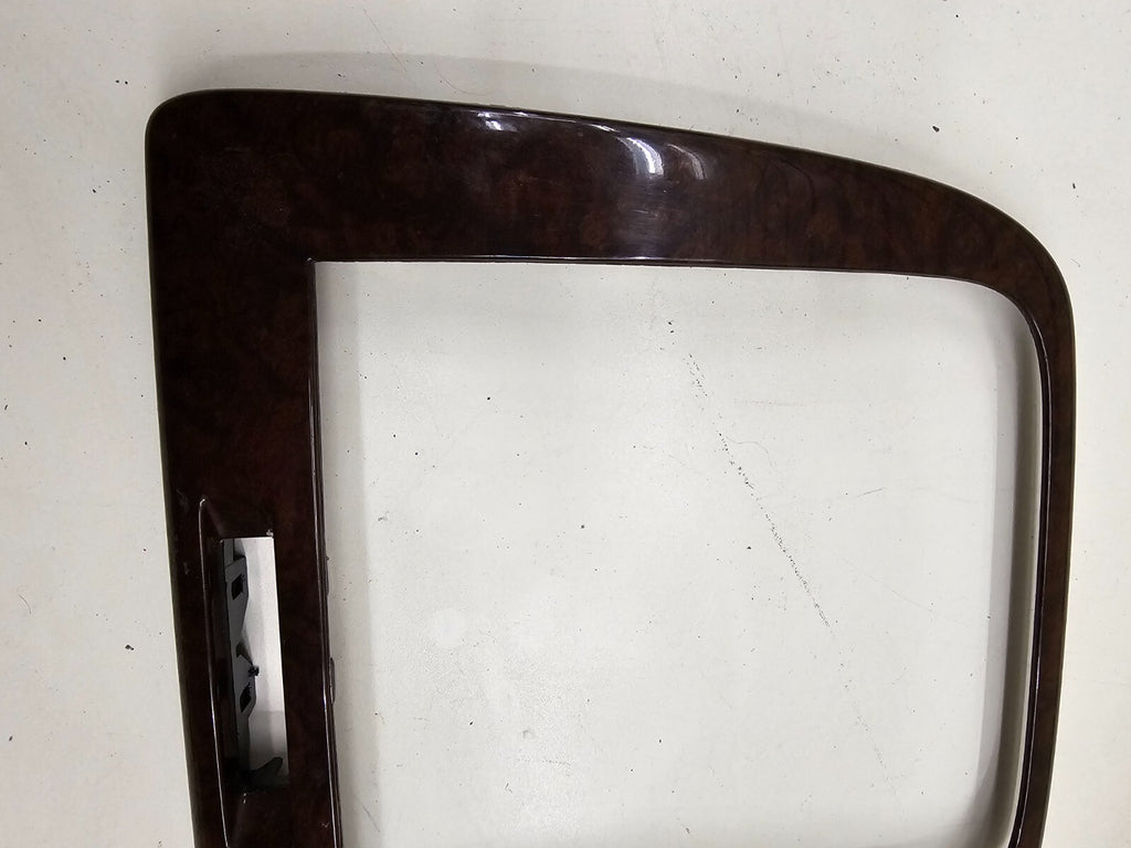 06-11 Chevrolet Impala Interior Center Dash Radio Trim Panel Bezel Woodgrain OEM