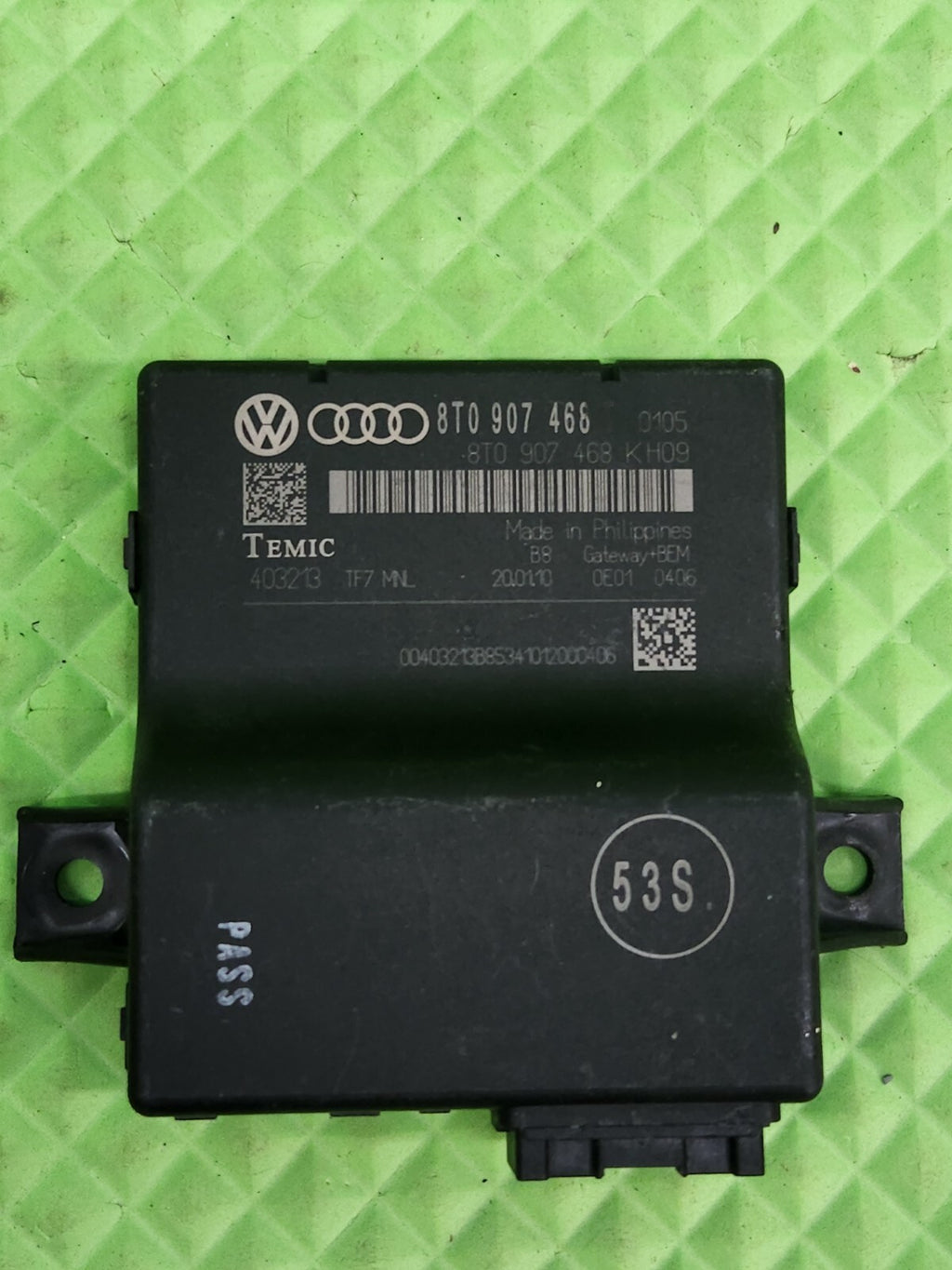 08-12 Audi A4 A5 S4 S5 Q5 Can Gateway Module BLACK