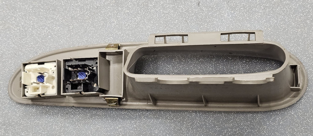 🔥99-04 Oldsmobile Alero Right Passenger Front Window/Lock Switch Bezel Gray