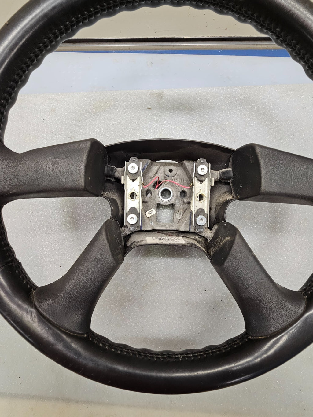 03-06 Chevrolet Tahoe Suburban Yukon Escalade Steering Wheel Column BLACK OEM
