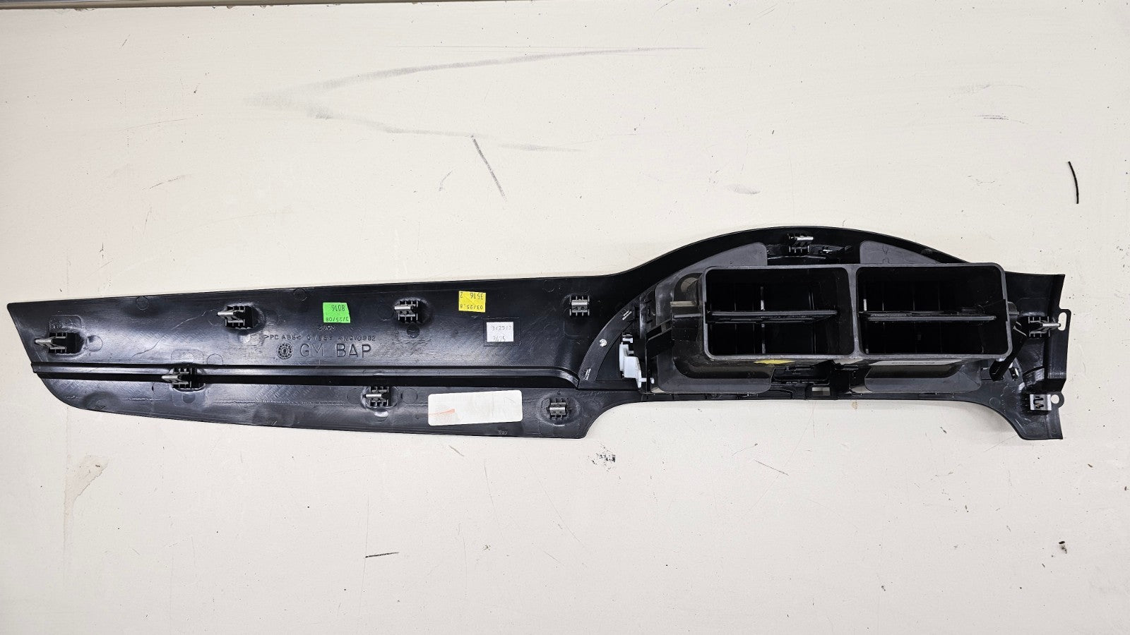 🔥08-12 BUICK ENCLAVE Center Dash Clock Instrument Panel Trim Woodgrain Silver