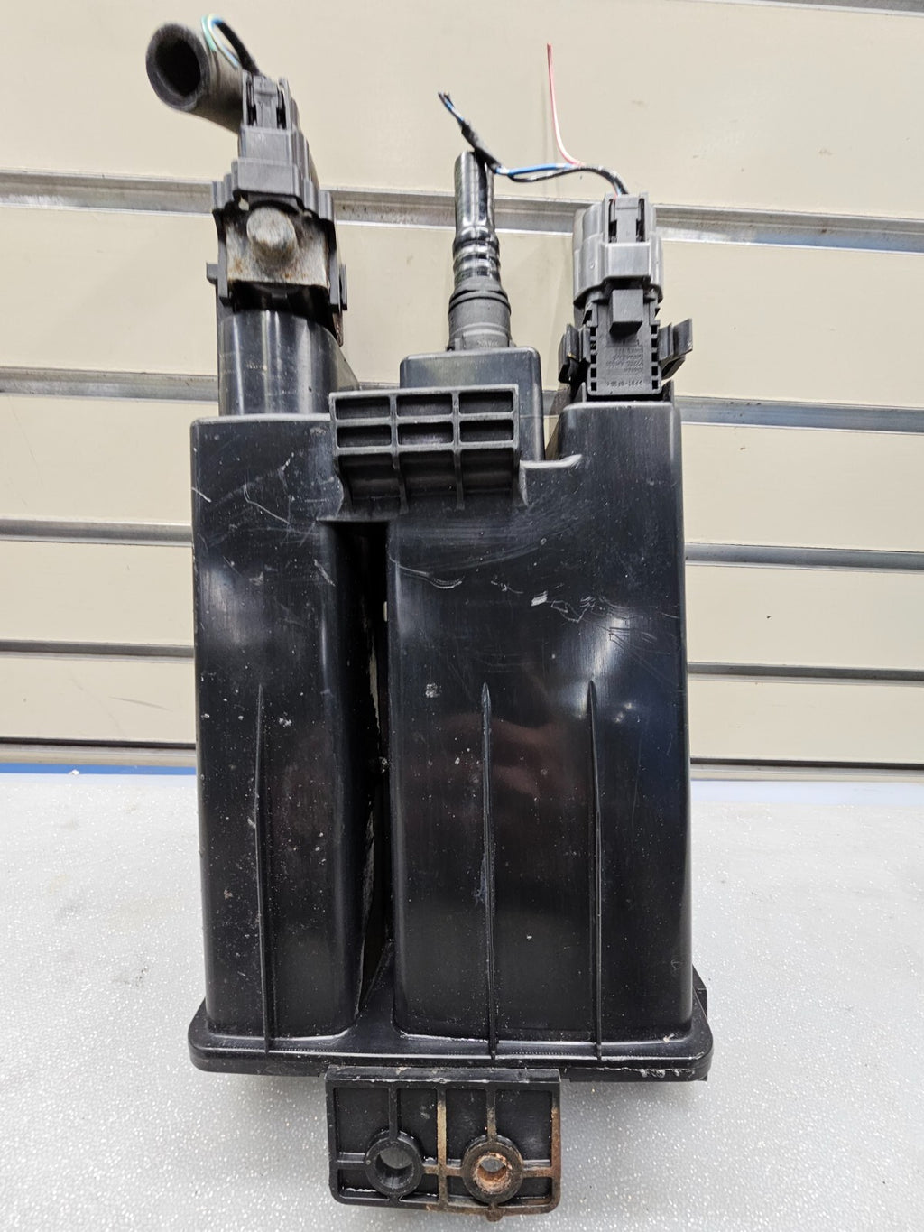🔥02-06 Nissan Sentra EVAPORATION Charcoal Vapor Emission Canister Assembly OEM