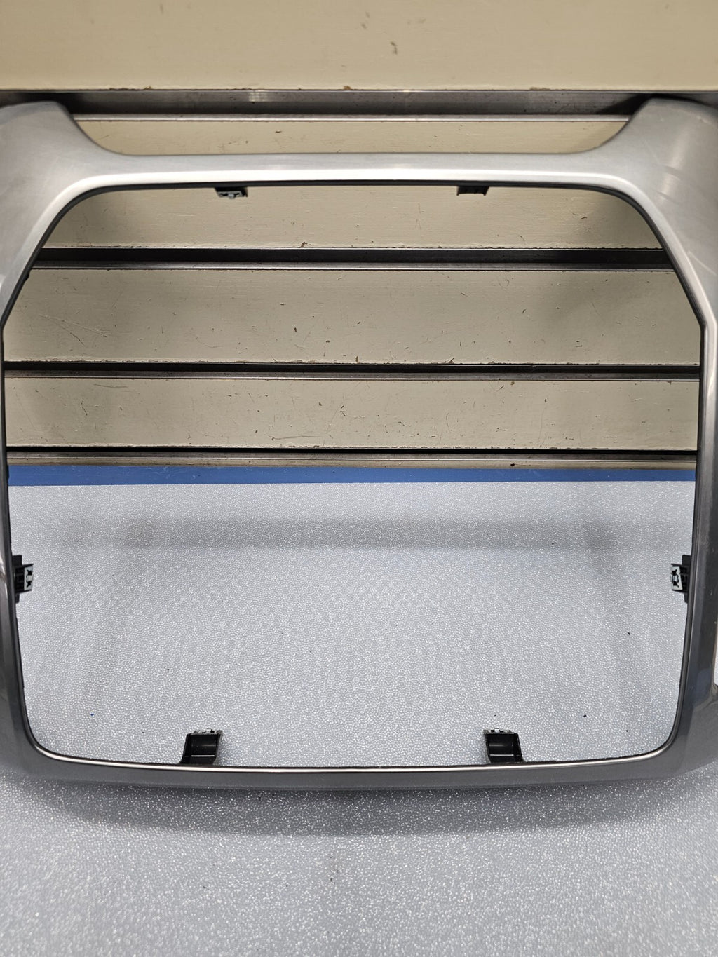 14-20 Silverado Sierra Dash Center Radio Stereo Climate Bezel Trim Panel Silver