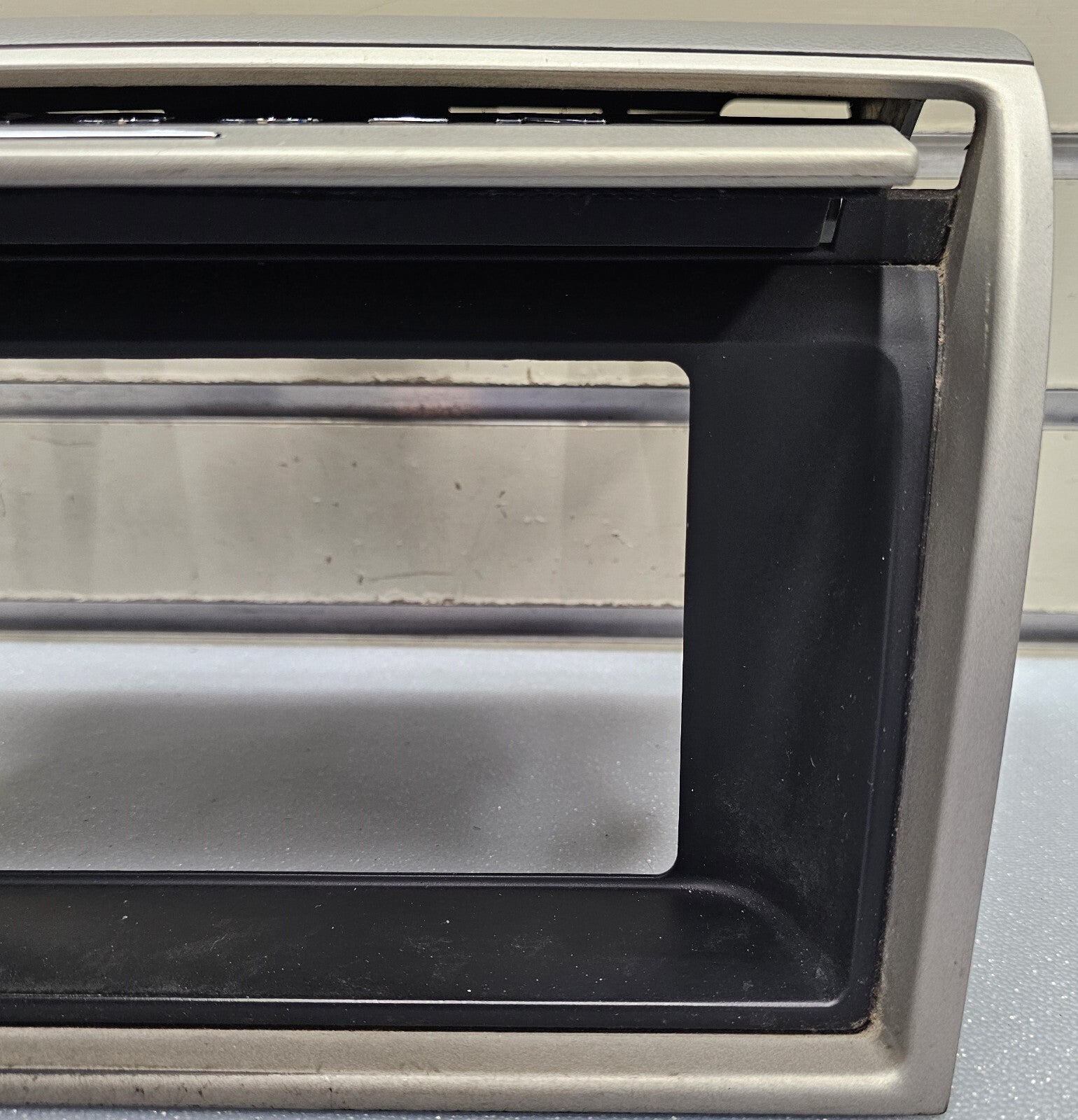 🔥03-05 Lincoln Aviator Radio Navigation Door Dash Trim Bezel Silver Granite B79