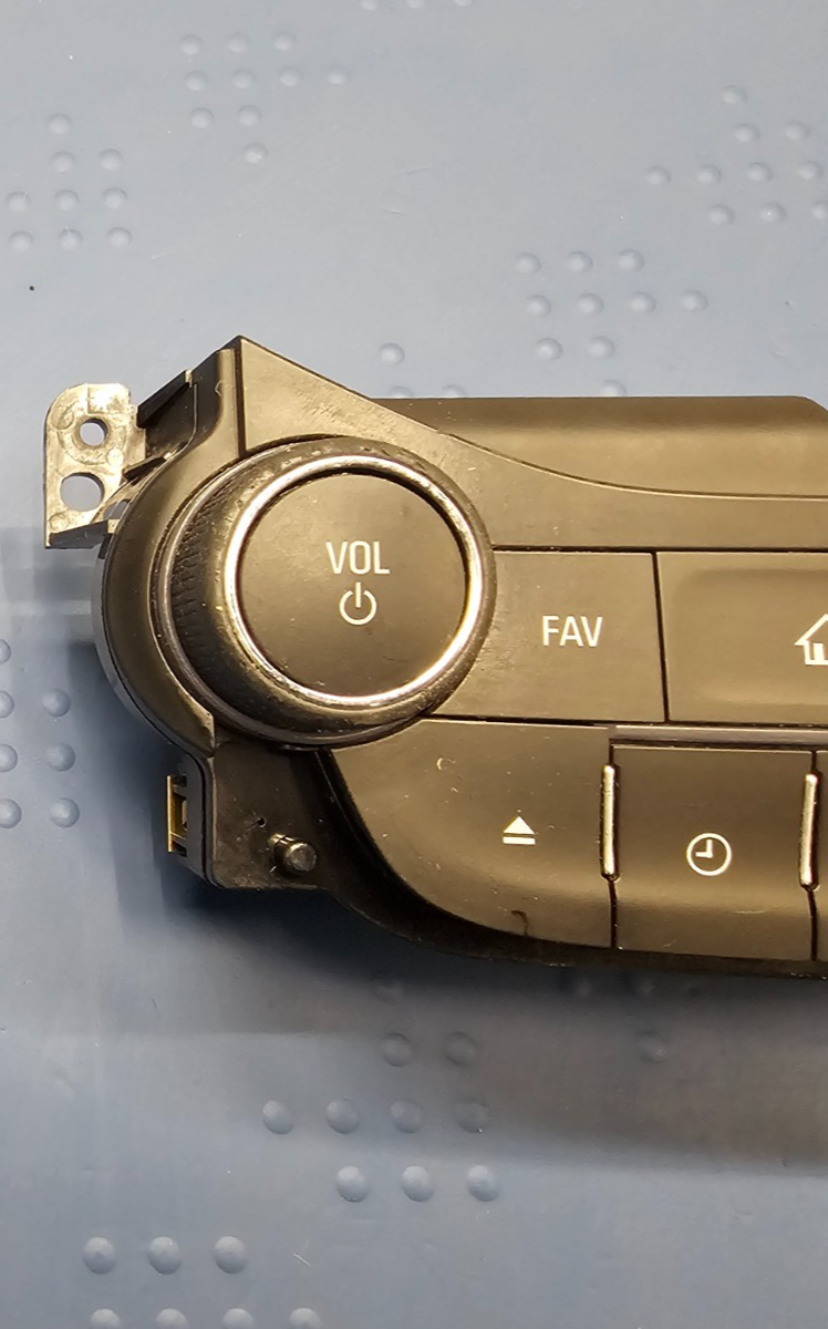 🔥13-15 Chevy Malibu Dash Front Center AM FM Radio Stereo Control Trim Panel OEM