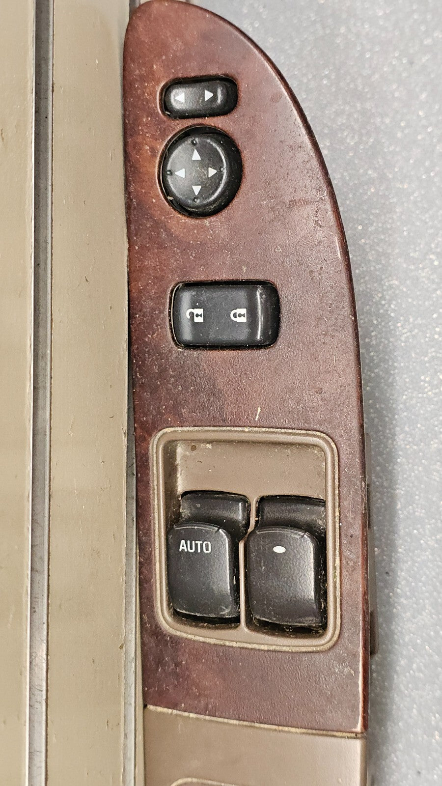 🔥05-09 UPLANDER MONTANA LH LEFT DRIVER POWER WINDOW MASTER SWITCH BEZEL WOOD