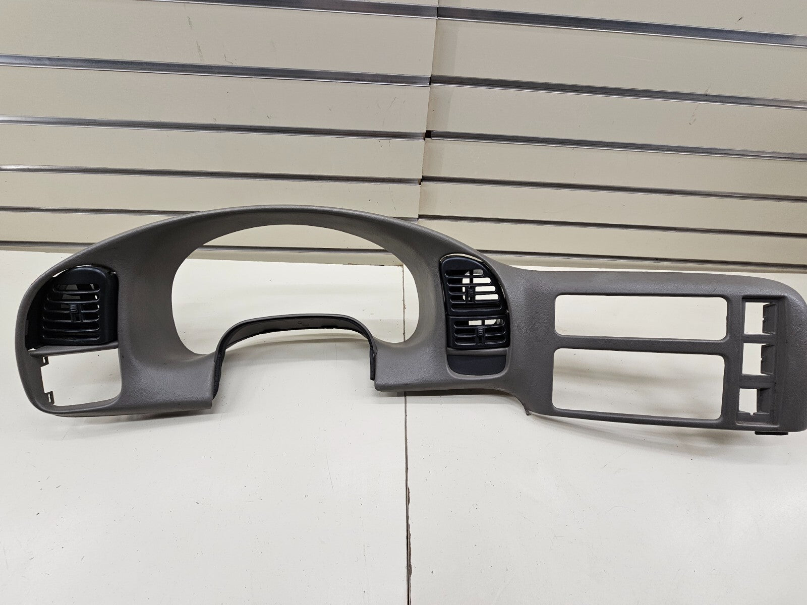🔥95-05 Astro Safari Dash Instrument Cluster Speedometer Trim Bezel Surround TAN