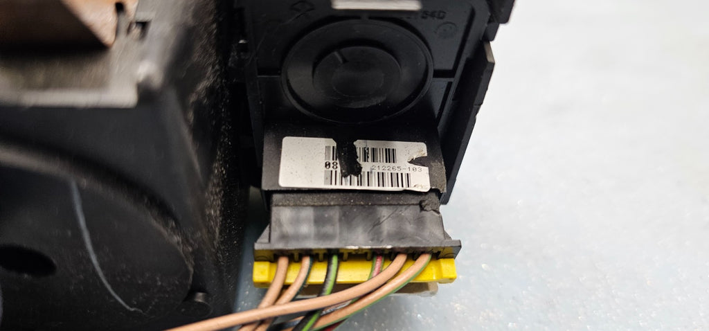 01-07 Caravan Town Country Headlight Fog Light Mirror Power Control Switch Black