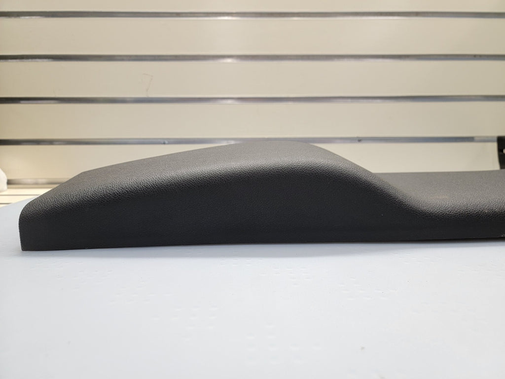 🔥07-09 CADILLAC ESCALADE LEFT CENTER UPPER B PILLAR TRIM PANEL OEM 108767 BLACK