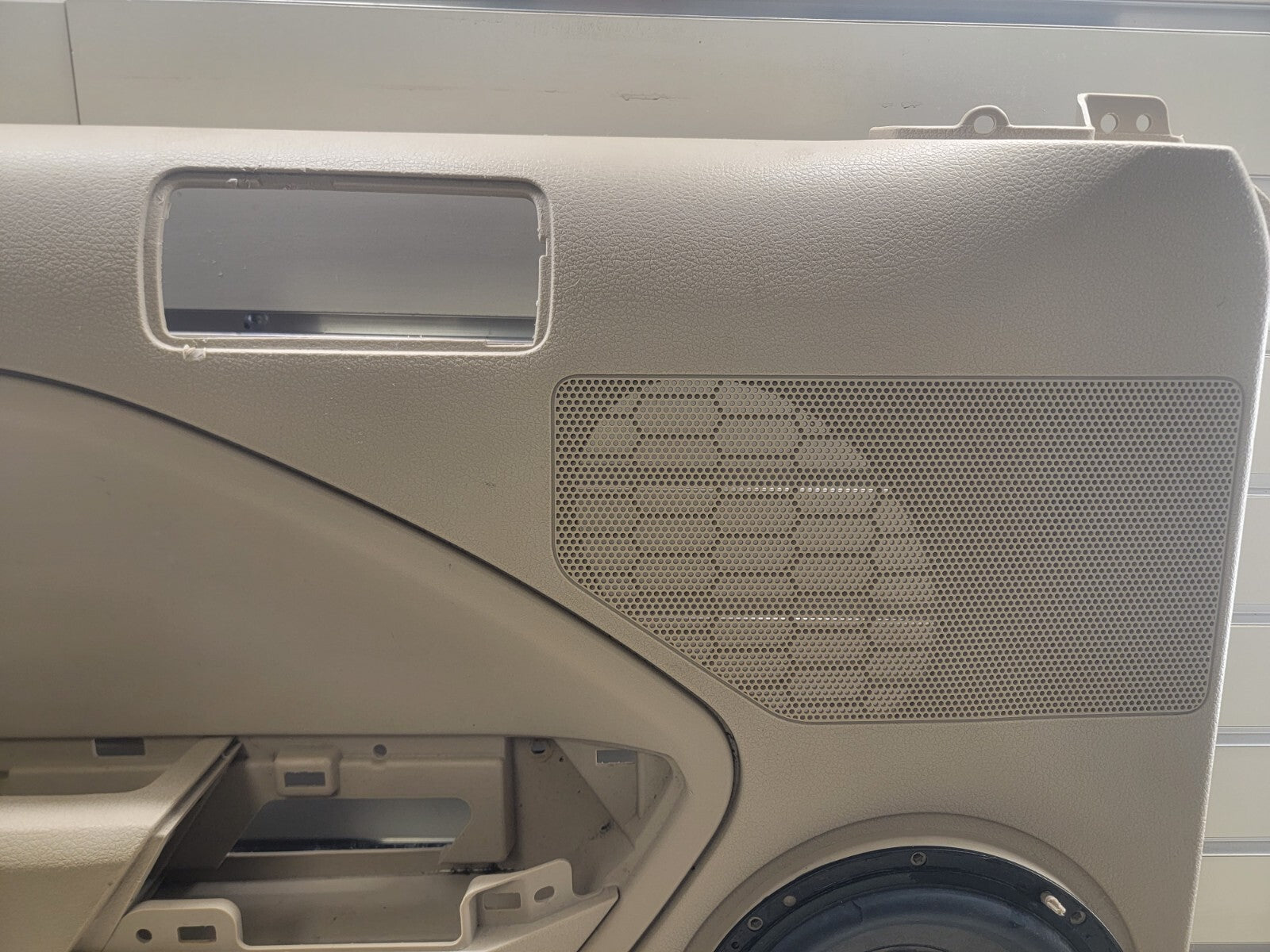 🔥2005-2009 Ford Mustang interior Door Panel Front left Driver Side TAN Auto